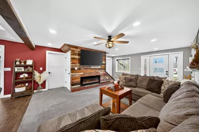 8783 County Rd K, Omro, WI 54963 - Photo 11