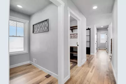 N8871 Killarney Way, Menasha, WI 54952 - Photo 21