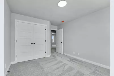 N8871 Killarney Way, Menasha, WI 54952 - Photo 29