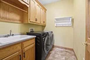 118 Shalimar Ct, Combined Locks, WI 54113 - Photo 39
