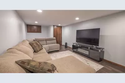 1909 Main Avenue, Kaukauna, WI 54130 - Photo 17