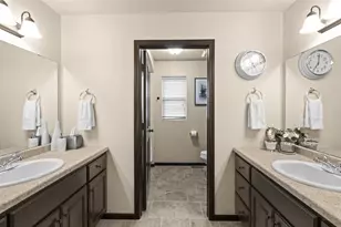 3007 Gardenia Dr, Little Chute, WI 54140 - Photo 37