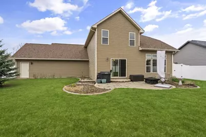 3007 Gardenia Drive, Little Chute, WI 54140 - Photo 5