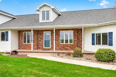 4665 Edgewood Drive, Appleton, WI 54913 - Photo 11