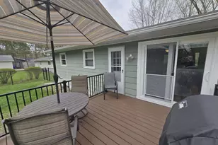 N2621 Woodland Cir, Waupaca, WI 54981 - Photo 7