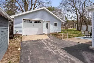 222 7th Ave, Sturgeon Bay, WI 54235 - Photo 3