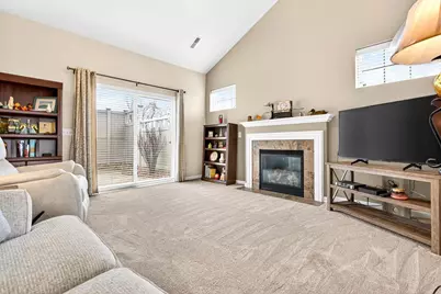 2104 Milestone Drive, Appleton, WI 54913 - Photo 3