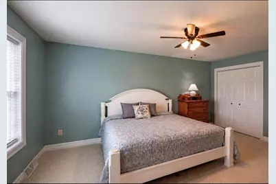 564 Hart Court, Waupaca, WI 54981 - Photo 11