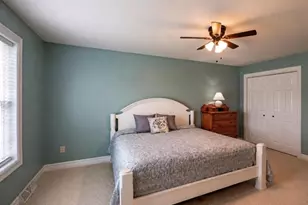 564 Hart Ct, Waupaca, WI 54981 - Photo 11