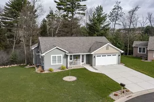 564 Hart Ct, Waupaca, WI 54981 - Photo 23