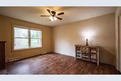 564 Hart Court, Waupaca, WI 54981 - Photo 13