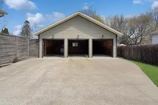 1350 Ceape Ave, Oshkosh, WI 54901 - Photo 33