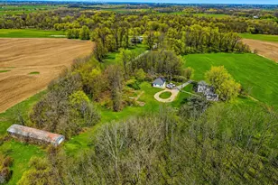 W6152 W County Road B, Byron, WI 54937 - Photo 33