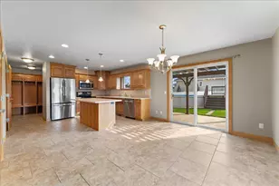 407 Waterview Rd, De Pere, WI 54115 - Photo 5