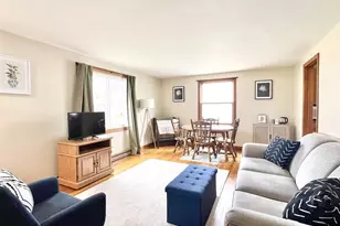 899 Waverly Pl, Green Bay, WI 54304 - Photo 7