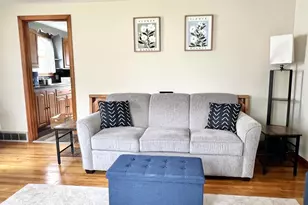 899 Waverly Pl, Green Bay, WI 54304 - Photo 9