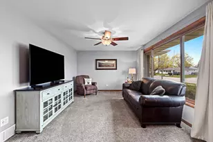1419 Spence St, Green Bay, WI 54303 - Photo 7
