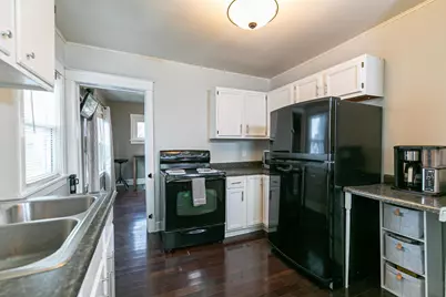 620 Sherry Street, Neenah, WI 54956 - Photo 9