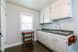 620 Sherry St, Neenah, WI 54956 - Photo 7