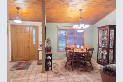 4715 Periwinkle Court, Appleton, WI 54914 - Photo 7