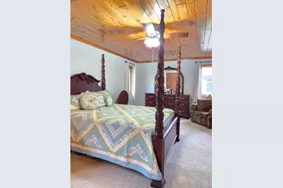 4715 Periwinkle Court, Appleton, WI 54914 - Photo 5
