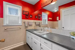 147 Quincy St, Oconto, WI 54153 - Photo 25