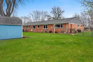147 Quincy St, Oconto, WI 54153 - Photo 37