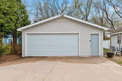904 Allouez Terrace, Green Bay, WI 54301 - Photo 5