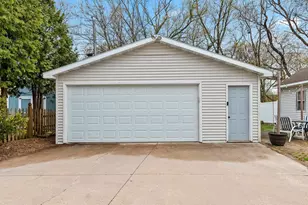 904 Allouez Terrace, Green Bay, WI 54301 - Photo 5