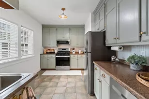 904 Allouez Terrace, Green Bay, WI 54301 - Photo 17