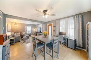 715 N Harriman St, Appleton, WI 54911 - Photo 9