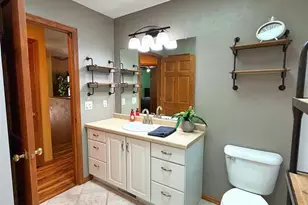 90 Rolling Green Cir, Oshkosh, WI 54904 - Photo 21