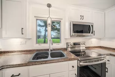 1820 Sugar Place, De Pere, WI 54115 - Photo 17