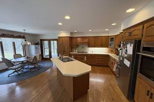 W9221 Amber Ln, Belle Plaine, WI 54929 - Photo 9
