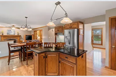 228 Bosworth Lane, Neenah, WI 54956 - Photo 37