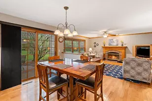228 Bosworth Ln, Neenah, WI 54956 - Photo 29
