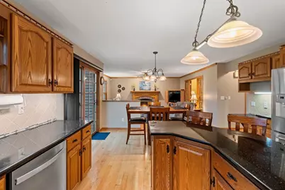 228 Bosworth Lane, Neenah, WI 54956 - Photo 35