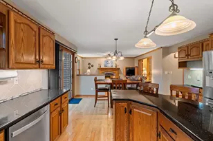 228 Bosworth Ln, Neenah, WI 54956 - Photo 35