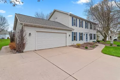 228 Bosworth Lane, Neenah, WI 54956 - Photo 7