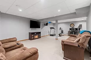 228 Bosworth Ln, Neenah, WI 54956 - Photo 65