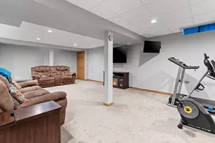 228 Bosworth Ln, Neenah, WI 54956 - Photo 69
