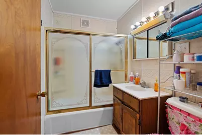 806 11th Avenue, Green Bay, WI 54304 - Photo 15