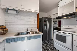 806 11th Ave, Green Bay, WI 54304 - Photo 7