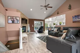 702 Marcks Ct, Luxemburg, WI 54217 - Photo 11