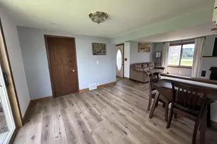 2026 2nd St, Appleton, WI 54914 - Photo 5