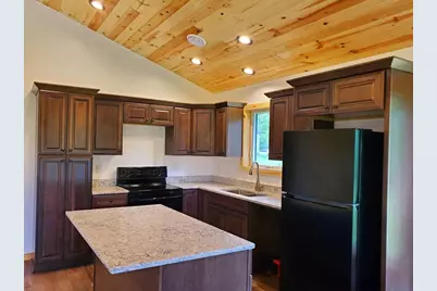247 E Madison Street, Clintonville, WI 54929 - Photo 7