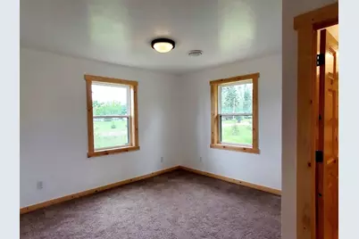 247 E Madison Street, Clintonville, WI 54929 - Photo 19