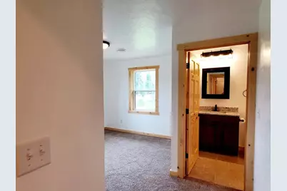 247 E Madison Street, Clintonville, WI 54929 - Photo 17