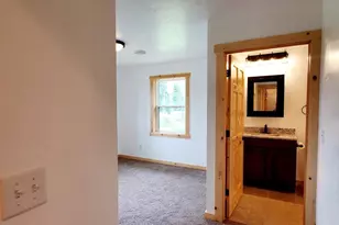247 E Madison St, Clintonville, WI 54929 - Photo 17