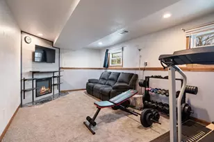 2615 Bayport Ln, Green Bay, WI 54313 - Photo 3